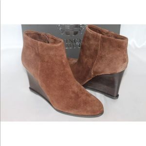 Vince Camuto brown nubuck suede wedge boots